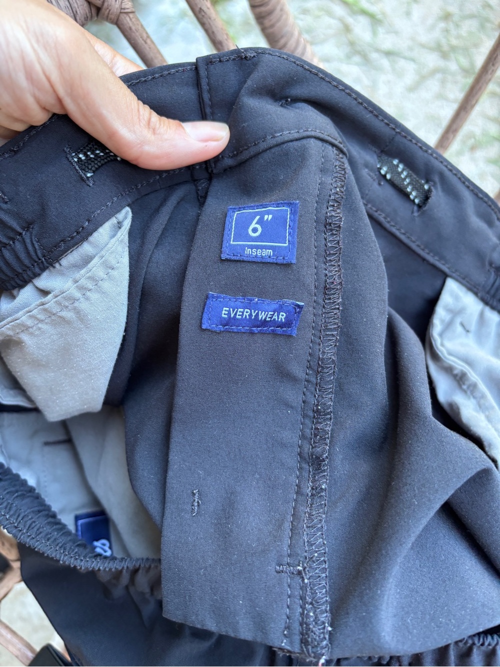 chubbies Men's Black 6” Shorts - Picture 4 of 6
